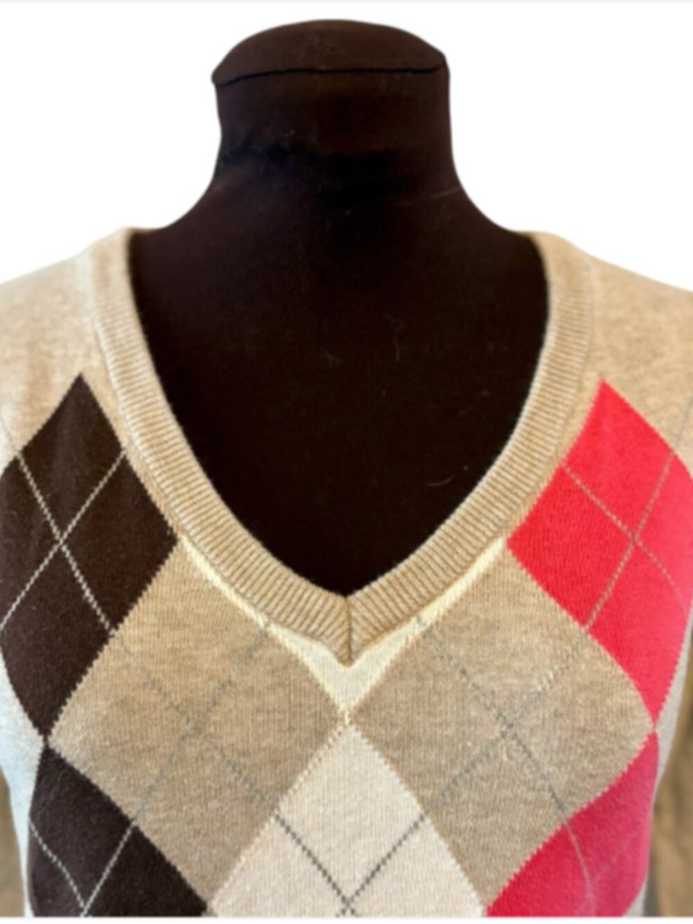 Herbench Tan V-Neck Sweater Pink Brown White Argyle Pattern, Womens size Small - Picture 4 of 6